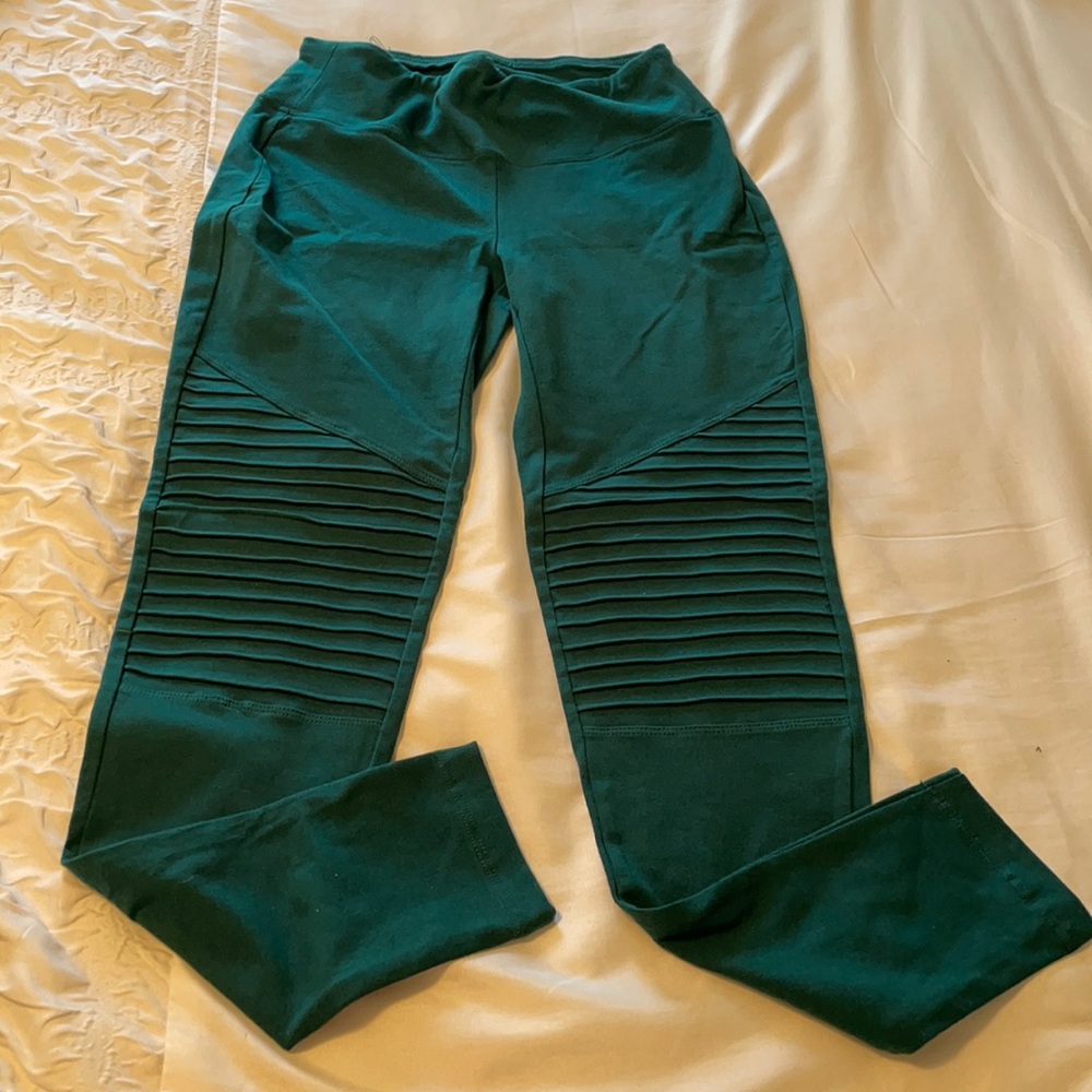green leggings